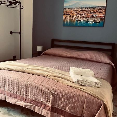 Harmony Home Катания Экстерьер фото